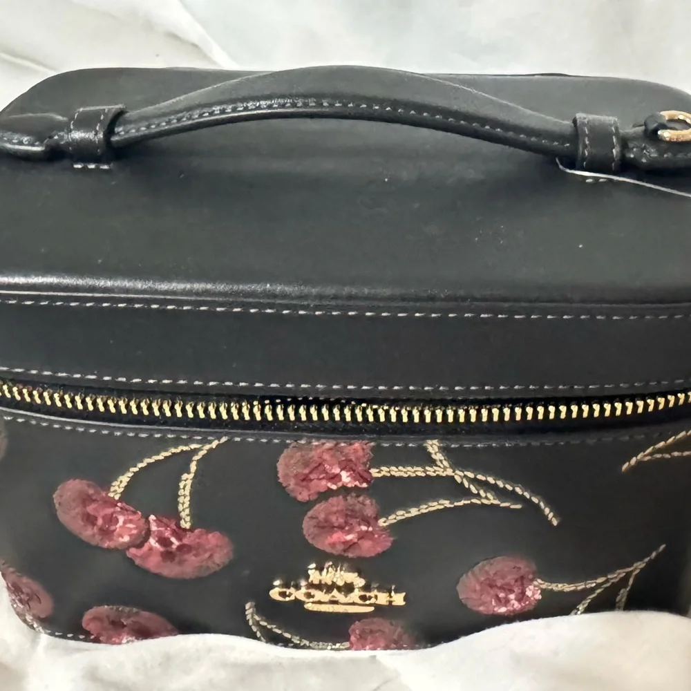 Coach leather cosmetic case black with red cherry's, interior mirror‎ NWT